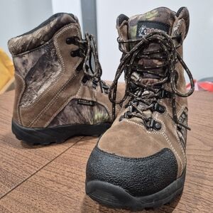 Like New! Boys Rocky Camo Hunting Boots